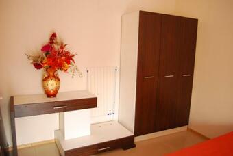 Eden Family Apartment