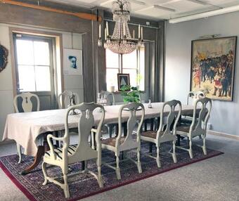 Albergue Seglarhotellet - Vandrarhem P� K�ring�n
