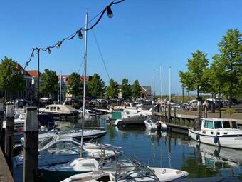 Luxury Mansion At The Harbor Families Only