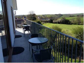 Hostal Orchard Manor