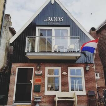 Bed & Breakfast De Roos