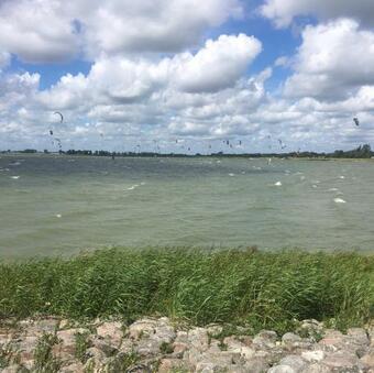 Apartamento Lekerweg 32