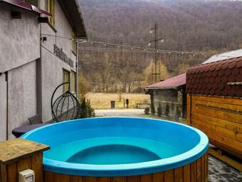 Hostal Pensiunea Alunul