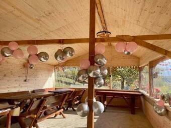 La 3 Stejari, C?lim?ne?ti