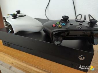 Bed & Breakfast 4 Seasons - House