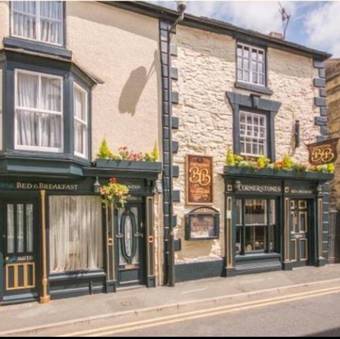 Cornerstones Bed And Breakfast