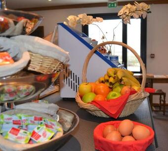 Hotel Kyriad Chantilly Nord St Maximin