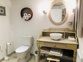 Hostal C�l�zen Chambre D'hotes