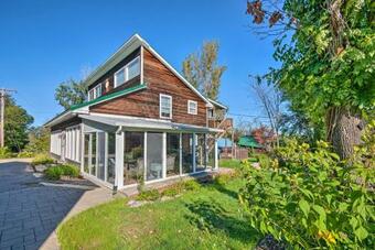 Unique Gilford Home With Sunroom Less Than 3 Mi To Lake