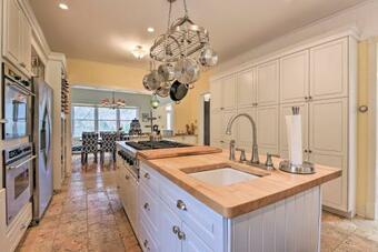 Luxury Livingston Manor Home With Guest House And Pool!