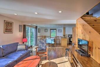 Aunt Als Place With Private Deck And Fire Pit!