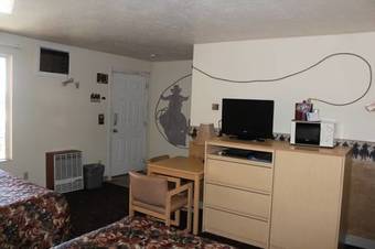 Hotel Riverside Resort & Rv Park