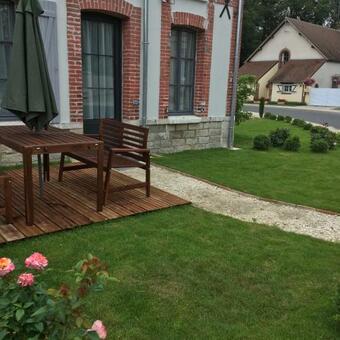 Hostal Chambres D'h�tes Ou Gites Les Dameraudes Gien Langesse