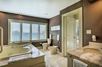 Vintage-mod Getaway With Deck And Private Pool!