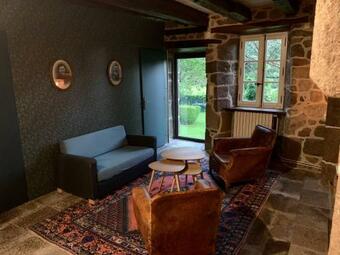Hostal La Barriade