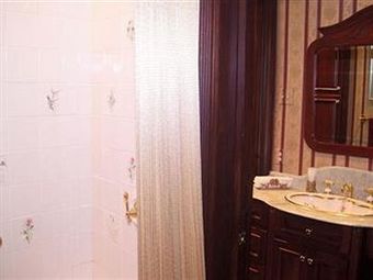 Bed & Breakfast South Broadway Manor