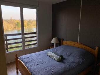 Chalet En Bord De Seine