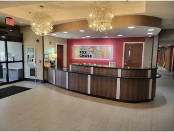 Hotel Inn At Fox Chase - Bw Premier Collection