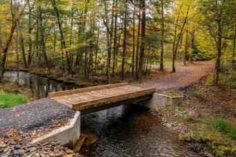 Cozy Pa Cottage With Water Views Hiking And Boating!