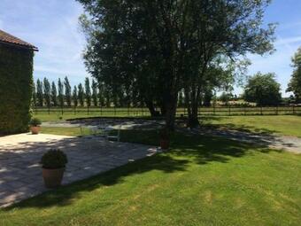 Bed & Breakfast Grange Des Roches Moussets