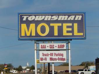 Townsman Motel