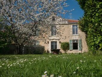 Borderies- Le Logis De L'epiniere- Gite De Charme