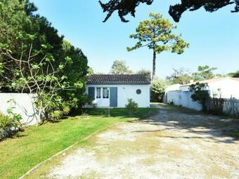 Maison Les Portes-en-r�, 3 Pi�ces, 6 Personnes - Fr-1-434-18