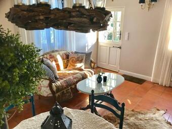 Charmante Petite Maison Dans Le Jardin