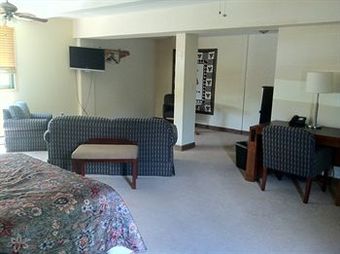 Motel Fairbridge Inn And Suites West Point