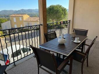 Apartamento Golf De Pont Royal Superbe Appartement Avec Piscine Et Parking