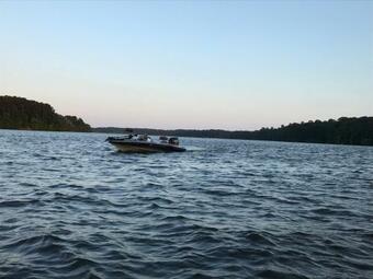 Alpine Lakeview Motel Room