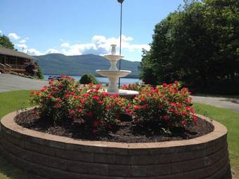 Hotel Flamingo Resort On Lake George