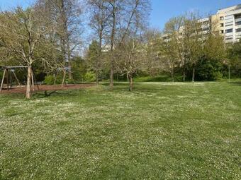 Bed & Breakfast Chambre Calme (mercure) - Proche Paris Et Tgv