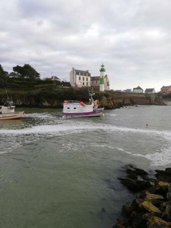 Maison R�cente, Deux Chambres, � 10 Minutes En Voiture Des Plages