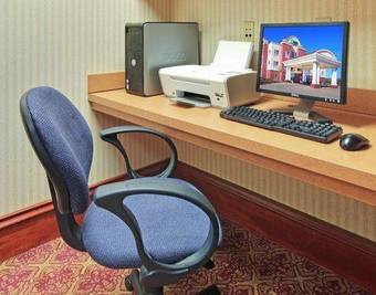 Holiday Inn Express Hotel & Suites Canton
