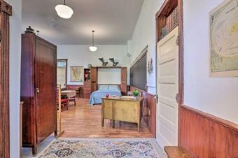 Renovated Wv Schoolhouse History Buffs Heaven!