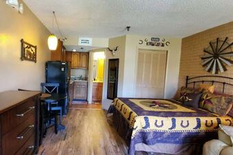 Renovated Cozy Cottage Ranch At Westgate River Ranch And Rodeo