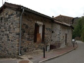 Maison En Pierres Au C?ur D'un Village Ard�chois