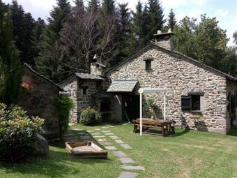 G�te Queyri�res, 5 Pi�ces, 8 Personnes - Fr-1-582-285