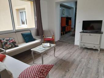 Apartamento G�te De La Pierre Perc�e