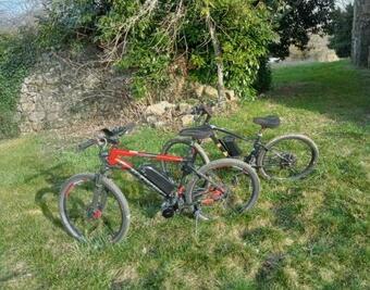 L'atelier De Pierres