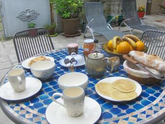 Bed & Breakfast Le Patio Gironnais