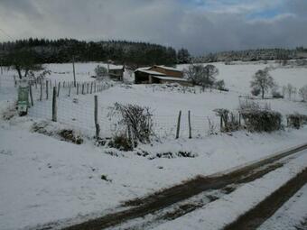 G�te Saint-martin-la-sauvet�, 7 Pi�ces, 12 Personnes - Fr-1-496-178