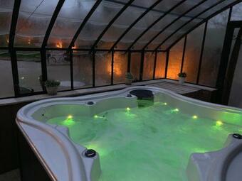 La Grande Duckerie, Gite 4�toiles, Spa Et Sauna Option, 15 Min De La Mer, Soci�t� La Clef Decamp