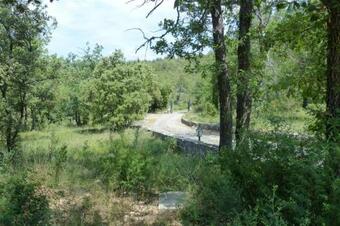 Villa En Campagne Dans Un Domaine Priv� Proche Des Lacs