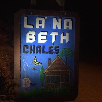 La Na Beth Chales