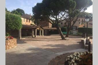 Apartamento Location 2 Pi�ces , Avec Piscine � Partager