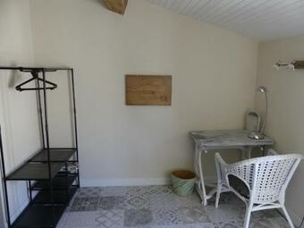 Routier Double Sleeps 6 1k, 1q, 2s Comfortable, Modern, Artistic, Fun