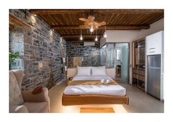 Villa Lotzetta Suites By Estia