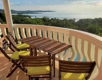 Apartamento Casa Serena Roat�n